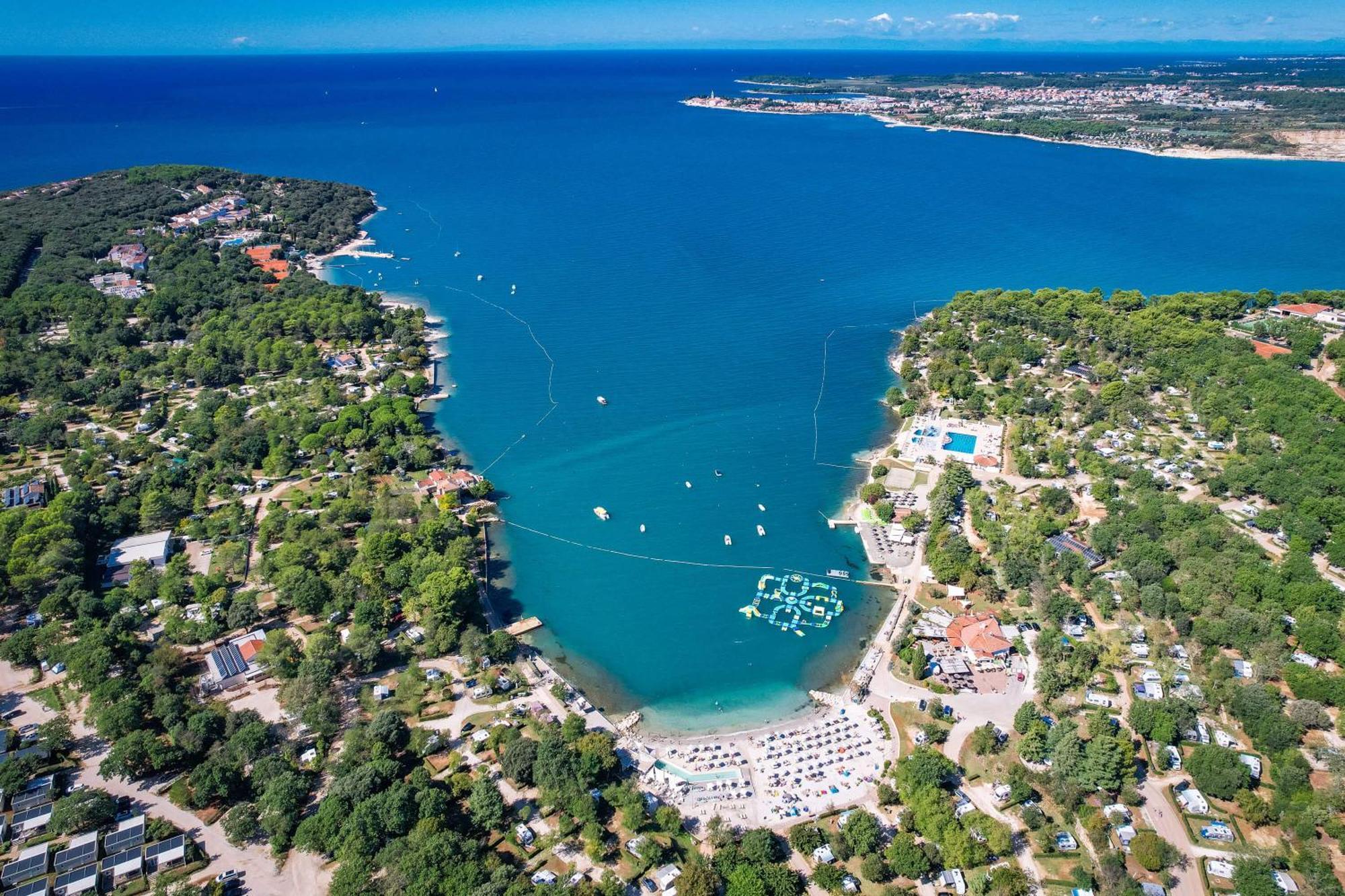 Easyatent Bungalow Tent Lanterna Červar-Porat Extérieur photo