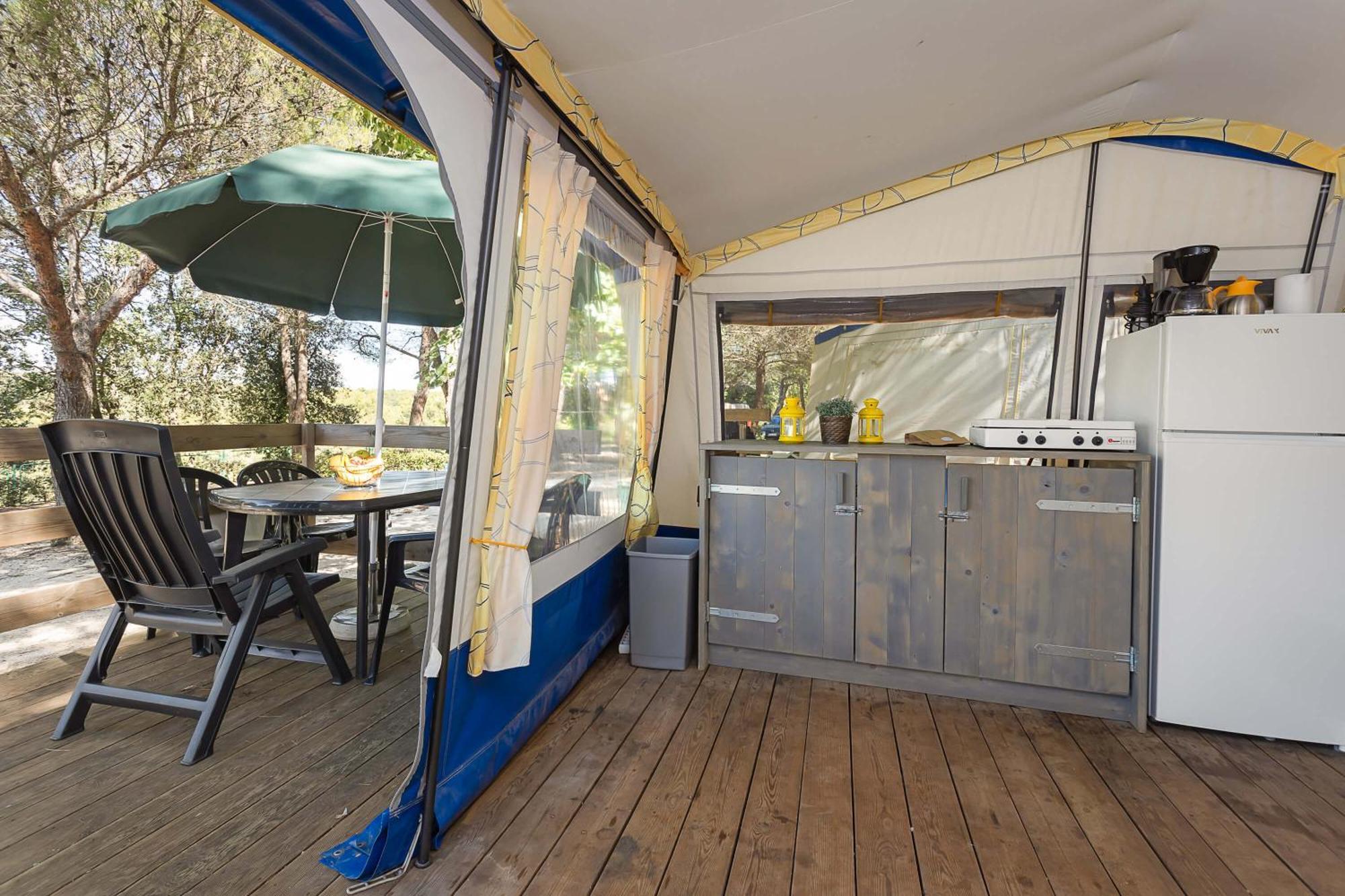 Easyatent Bungalow Tent Lanterna Červar-Porat Chambre photo