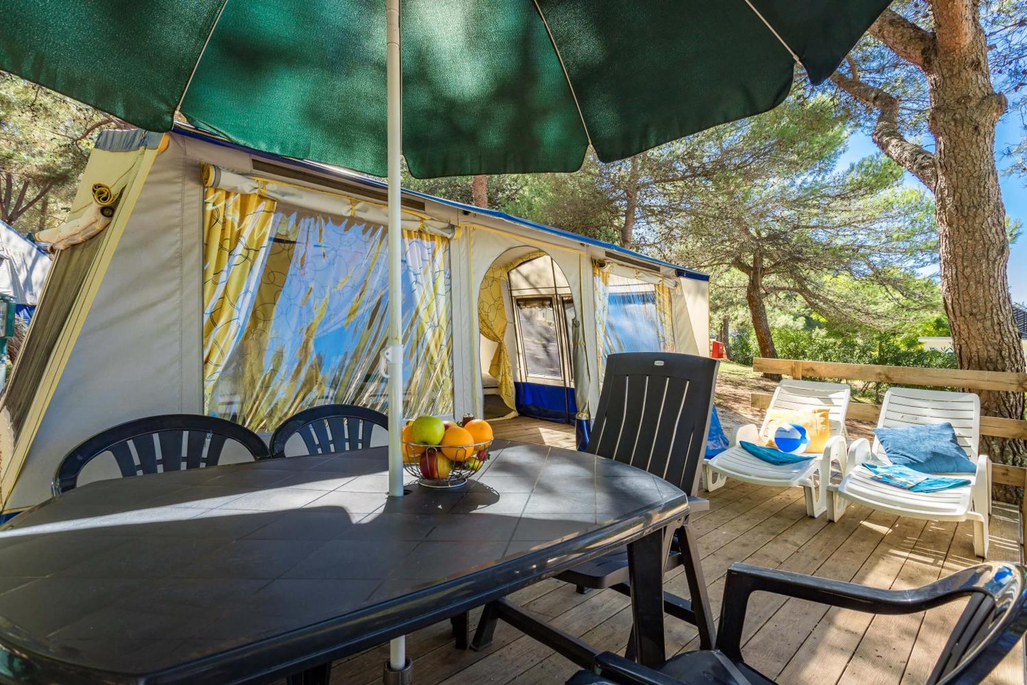 Easyatent Bungalow Tent Lanterna Červar-Porat Chambre photo