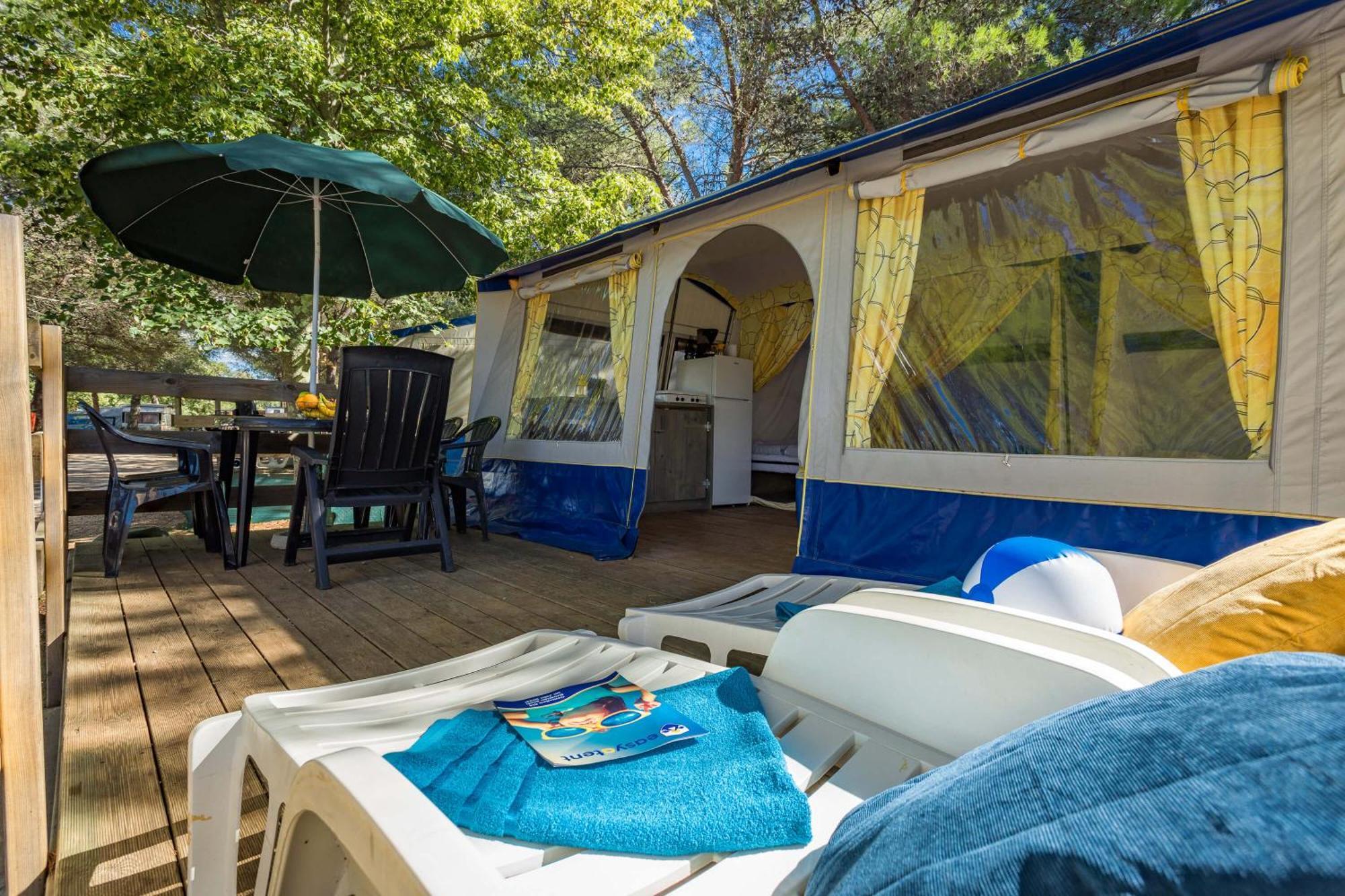 Easyatent Bungalow Tent Lanterna Červar-Porat Chambre photo
